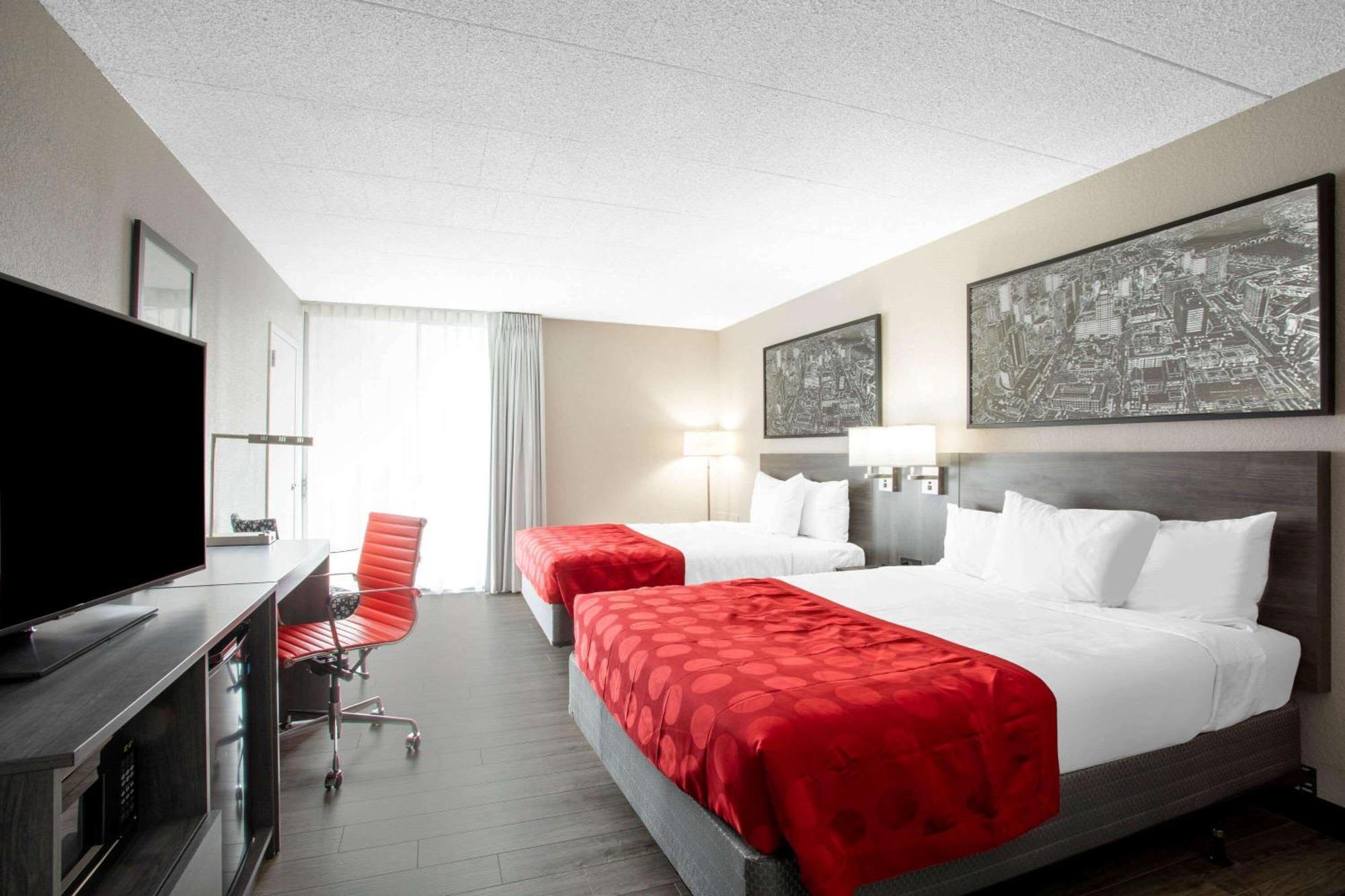 Ramada By Wyndham Hartford North - Bradley Airport Hotel Windsor Locks Ruang foto